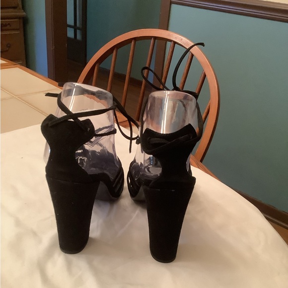 Hermes Strappy Suede Heels Black Size 37 EUC+++ - Picture 3 of 6